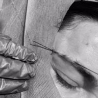 Eyebrows treatment