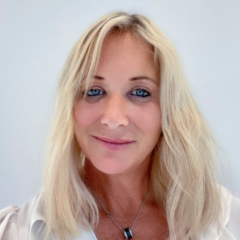 Dr Victoria Manning | River Aesthetics