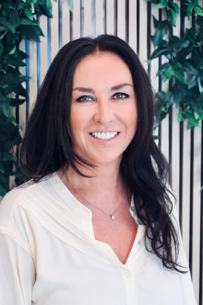 Dr Charlotte Woodward Dr Charlotte Woodward